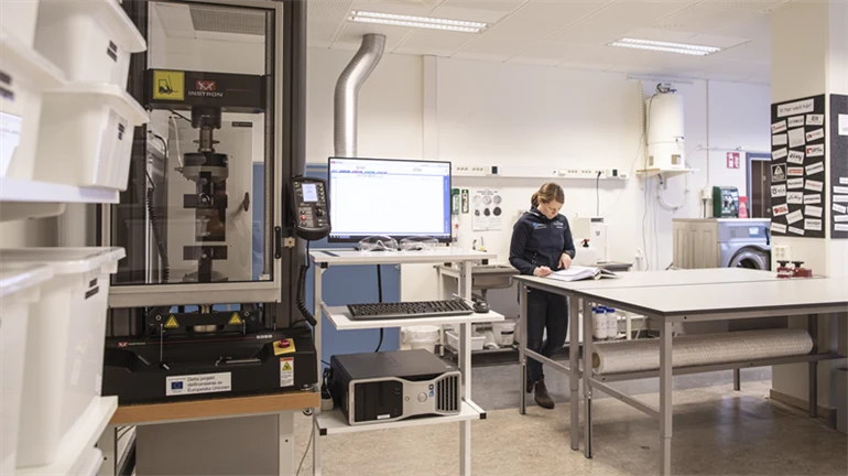 Overview of the materials lab at Sports Tech Research Centre